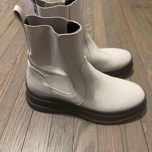 Noise Gray Ankle Boots